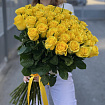 51 Желтая роза 70 см