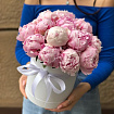 Розовые пионы 15 шт в шляпной коробке