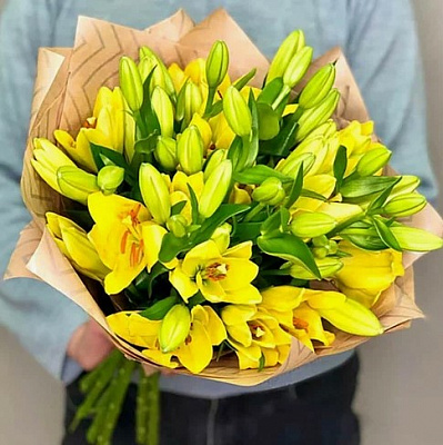 Желтые лилии 9 шт