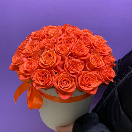 Оранжевые Розы в коробке 25 шт