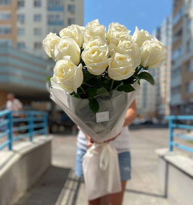 Метровые Белые Розы 110 см - 15 шт