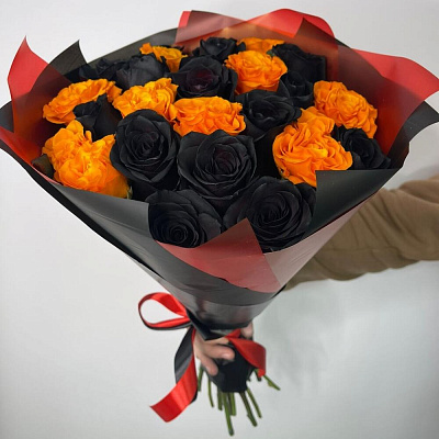 Черные Оранжевые Розы 19 шт